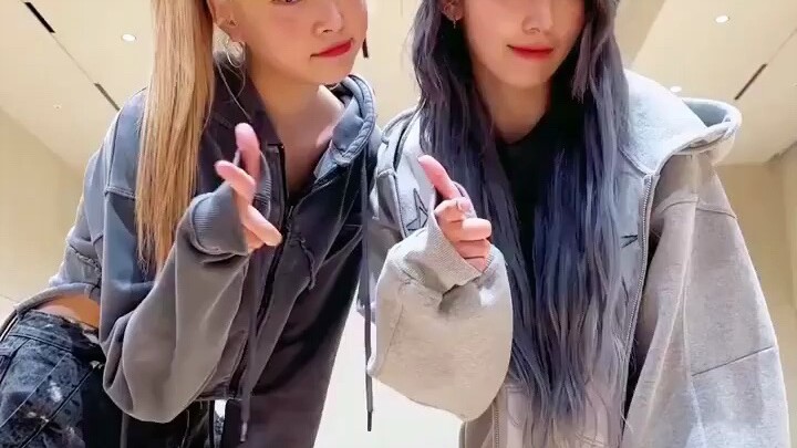 مجموعة تحديات الرقص لـ DINO من LESSERAFIM اليوم على أغنية GodOfMusic 231026