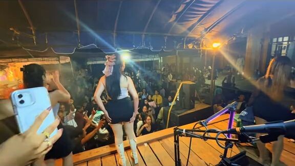 djgacor yg enak sentakanya