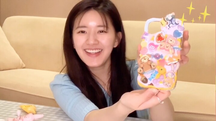 [VLOG ของจ้าวลู่ซี] ยากจริง! ทำไมการทำเคสโทรศัพท์ DIY ถึงเหนื่อยจัง (ตอนที่ 1)