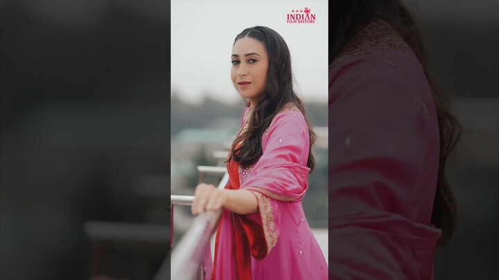 Karisma Kapoor Owning The Red And Pink Look! Turning Heads With Her Mesmerizing Beauty