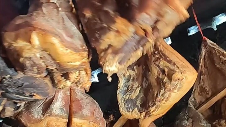 หมูเค็มมีหนอนขึ้นแล้ว ยิ่งมีคุณค่าทางโภชนาการขึ้นไหม?