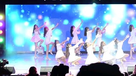【IZ*ONE/Cover】Shocking! Violeta sings and dances on the mic
