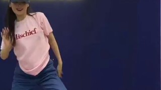 Lisa Cravin dance studio dance clip