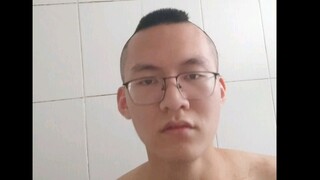 Catat pencukuran kepala Anda sendiri