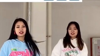 Chị em học nhanh điều đơn giản này nhé (Hướng dẫn nhảy Love Siren-Ice Paris & PEARWAH)