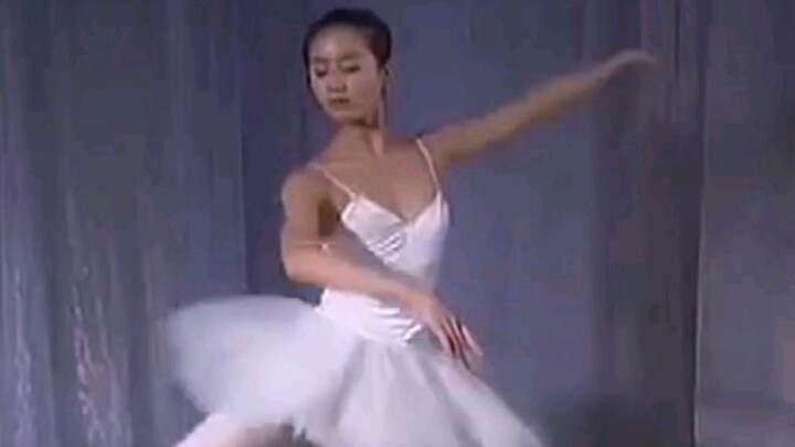 เมื่อมองย้อนกลับไปดูผลงานของ Liu Shishi มีคนไม่มากที่จะโด่งดังในชั่วข้ามคืน เบื้องหลังคือทำงานหนัก ข