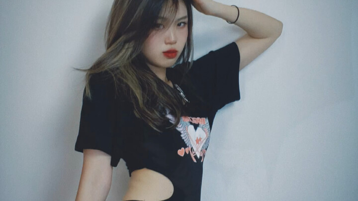 صور فاتنة سهلة التصوير في المنزل بفضل الجدران—مع هالبساطة، من يجرؤ بعد الآن على القول إنه لا يعرف كي