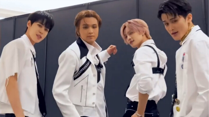 【230910】لي كايشان وليو يانغيانغ وجين دايوينغ ولي ماك #تحدي بنطلونات الجينز الفضفاضة