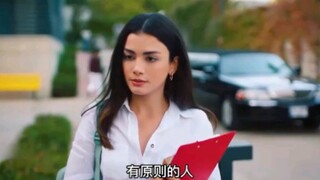 穷学生坐豪车去上课，被误以为是富家千金