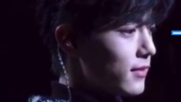 [Bojun Yixiao] Replaying the hilarious night, gg's smile disappearing in an instant further proved t