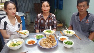 Tư nấu mì lỗ tai bò siêu ngon