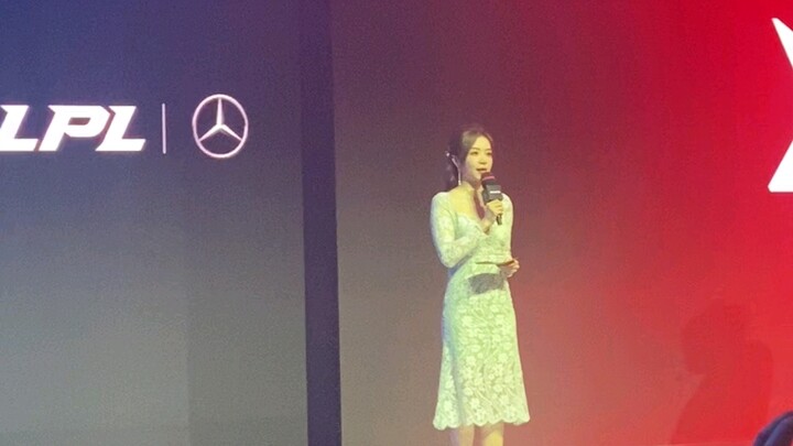 Penonton di lokasi bikin tante kebingungan!