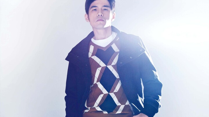 إعادة توزيع وترتيب أغنية جاكي شان "الحديقة السرية"، وإعادة غنائها بشكل مطابق، متظاهرين بأنها النسخة 