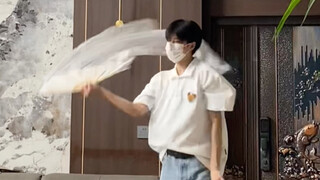 君不见