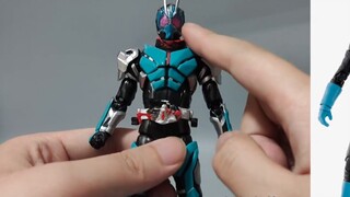 Tribute to the classic color of the old No. 1! A domestic ko version of SHF Kamen Rider Rock Locust 