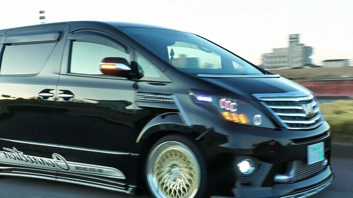 Pemotretan Mobil Modifikasi di Jepang