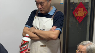 When my father-in-law came out of the kitchen after cooking, the sky fell.