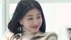 TWICE đã cùng nhau chỉ trích Chaeyoung và Mina về việc hẹn hò! Hút cp trước nồi hấp hahahaha