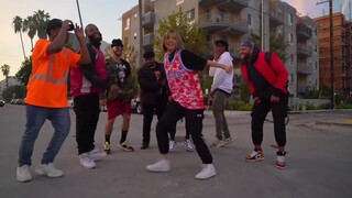 从小厨房跳到街头！看美国卡点狂魔演绎Dababy热单《BOP》！