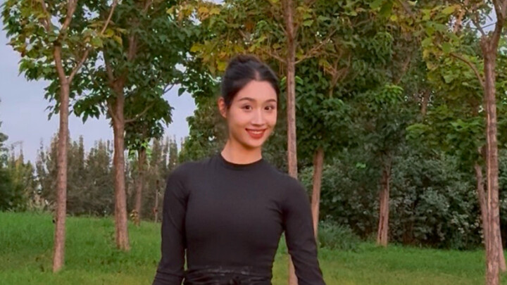 Let's dance together!