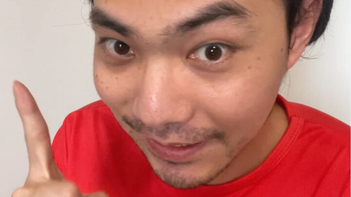 Kecantikan wajah kurang, pakai hitam putih aja!