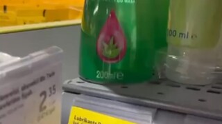 Aku sudah menebak kata kuncinya.