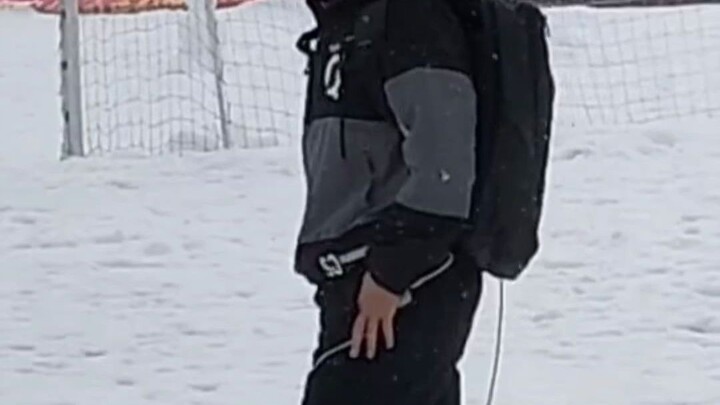 When a Southern guy sees heavy snow in the North for the first time.