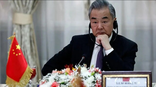 我先避他锋芒？取刀！