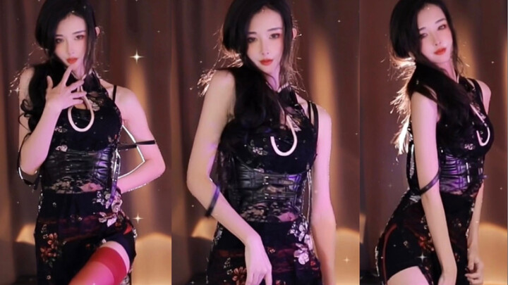 [Yu Duoduo] Big sister's lace transparent cheongsam triple happy pendulum
