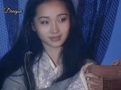 Raja You dari Zhou berusaha mati-matian membuat Baosi tertawa, tapi pada akhirnya justru Raja You ya