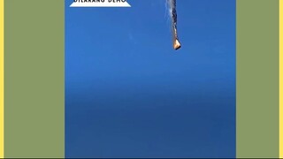 Sebuah balon udara yang mengangkut 21 orang terbakar di Brasil pada Sabtu (21/6), menyebabkan delapa