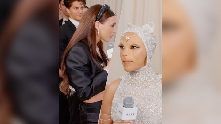 Pod: Meow meow meow meow meow meow meow meow meow!