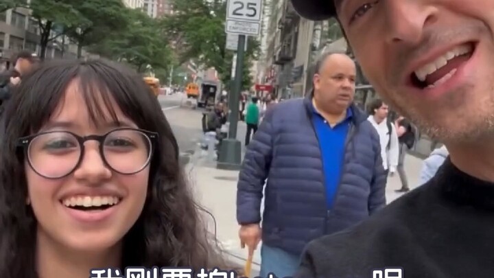 【Teks Mandarin】Menghadapi pemenang Oscar di tengah jalan, seperti apa rasanya?