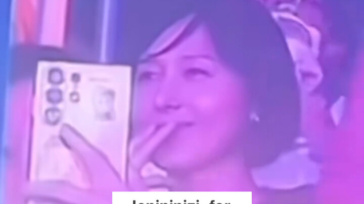 Wow… Zhang Yuanying’s mom makes her first public appearance in six years, and she looks like this…