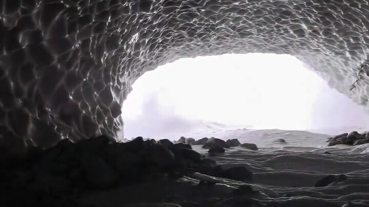 Sudah lihat semuanya dari sudut pandang orang pertama saat longsor salju!