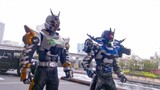Kamen Rider Decade - Wasp dan Steel Dou muncul bersamaan