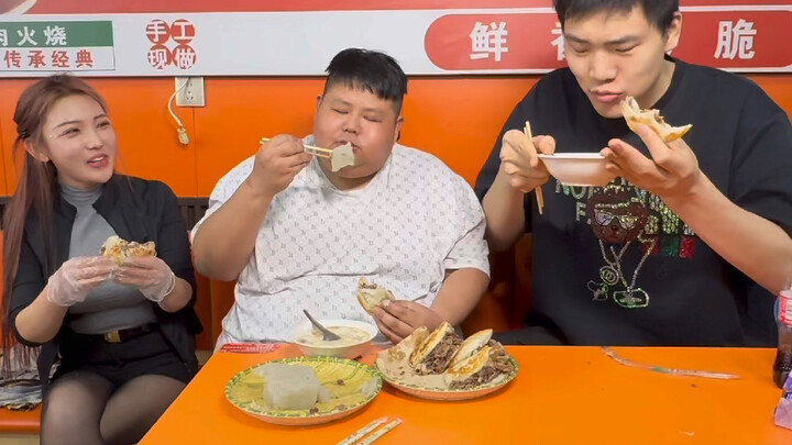 【Bagian ‘Perut’ Kak Liangzi Langsung dari Dirinya】Sudah diupdate! Ayo buruan intip!