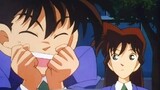 Have you ever seen how Kudo Shinichi behaves differently in front of others than in front of himself