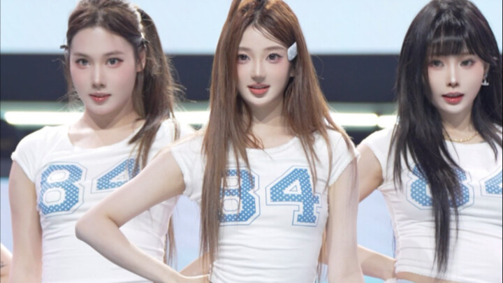 Even the coldest person will crack a smile after watching this video.