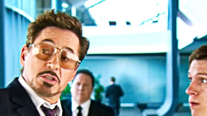 Peter Parker menolak undangan bergabung dengan Avengers dari Tony Stark