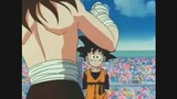 Goten blocked the opponent's attack with one finger, which was too low-key!