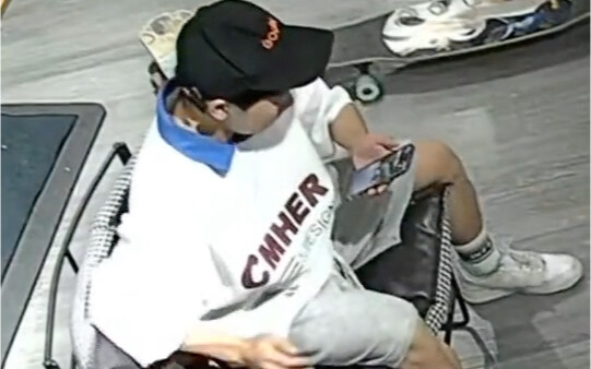 Apakah kucing yang baik harus dihadapkan dengan tembakan senjata?