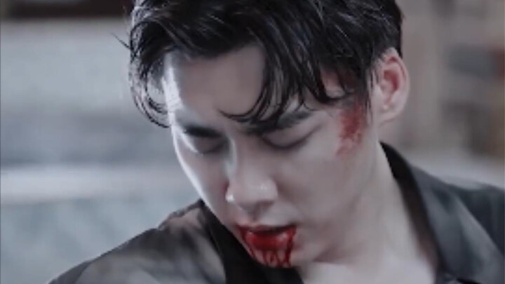 The Dark Walker’s prototype is a shadow hero! That’s why we firmly oppose the comeback of those “xd”