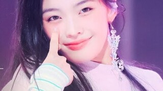 ILLIT IROHA|20240407 مغناطيسي SBS 笑靥紫风铃 فيديو عمودي