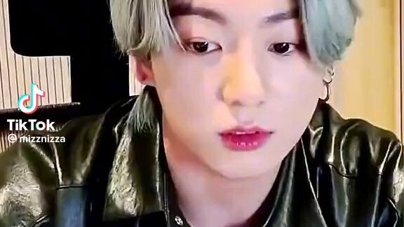 jungkookie nice voice ever👏👏👏💜💜
