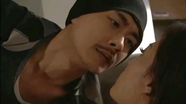 Huang Zongze's passionate kiss scene collection, this is not a car leading to kindergarten.