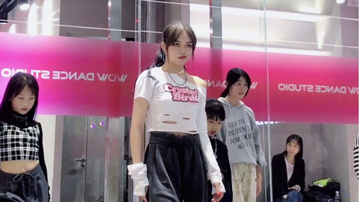 又是炸舞的一天loco Remix  kimmiiz编舞