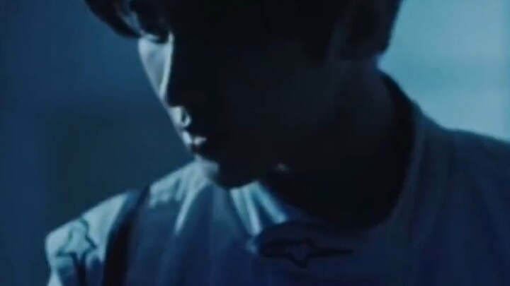 كون كون قال: أنتِ جميلة لدرجة مذهلة!