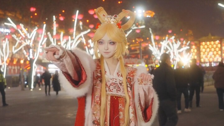 من أنت؟ ابتعد عن بيبي بسرعة!