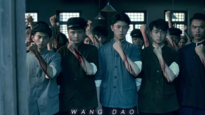 بمجرد أن يُعلَن الانغماس، يطلّ الحب الصافي على الساحة: الحب للوطن، والحماية للأسرة.